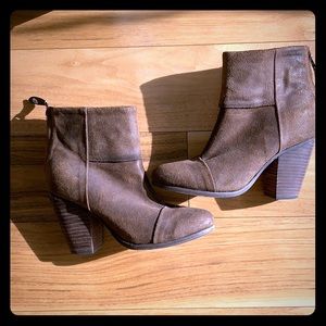 Rag & Bone Newbury Brown Suede Boot size 36.5